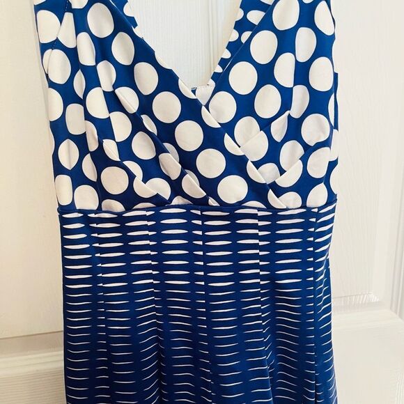 Calvin Klein Blue and White Sleeveless Halter Sundress - Picture 2 of 7